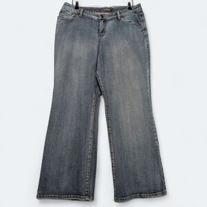 Venezia Jeans Women's Petite Stretch Bootcut Denim Jeans